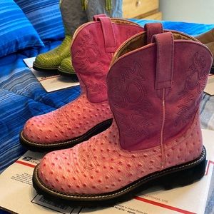 Fat Baby boots by Ariat